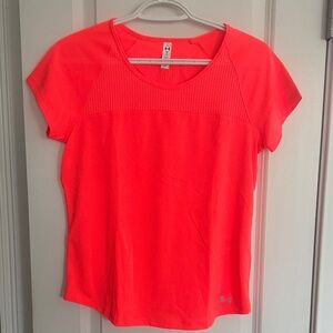 NEW!! Under Armour Women's Bright Coral Short Sleeve Tee Heat Gear